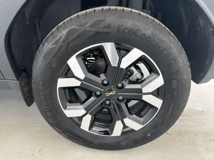 Photo 32 Dacia Duster  Hybrid 140