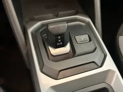 Photo 26 Dacia Duster  Hybrid 140