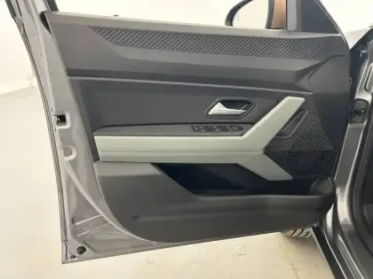 Photo 24 Dacia Duster  Hybrid 140