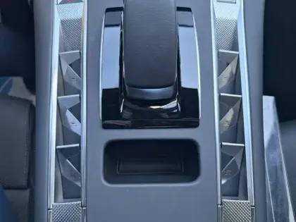 Photo 24 DS DS 7  Hybride Rechargeable E-Tense 360 EAT8 4x4