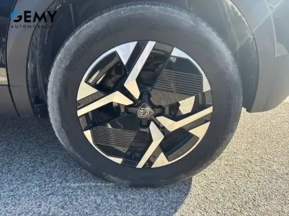 Photo 10 Peugeot 2008  Hybrid 145 e-DCS6