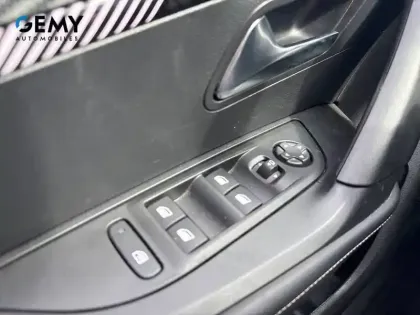 Photo 22 Peugeot 2008 Gén. II Ph2 Allure 5