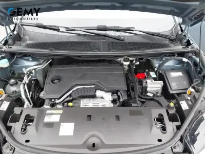 Photo 27 Peugeot 3008  Hybrid 136 e-DCS6