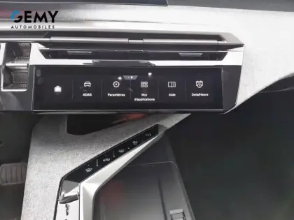 Photo 30 Peugeot 3008  Hybrid 136 e-DCS6