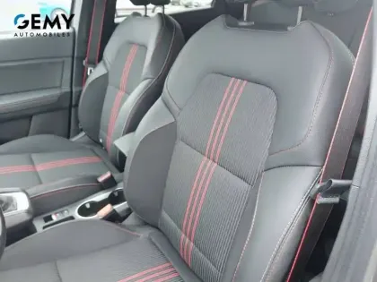 Photo 58 Renault Captur  mild hybrid 140