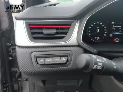 Photo 59 Renault Captur  mild hybrid 140