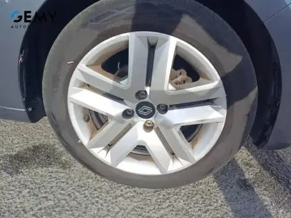 Photo 11 Renault Clio  TCe 90