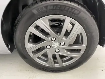 Photo 19 Peugeot 208 Gén. II Ph1 NG Active Pack 5