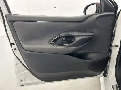 Photo 58 Toyota Yaris  Hybride 116h