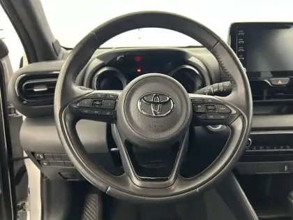 Photo 61 Toyota Yaris  Hybride 116h