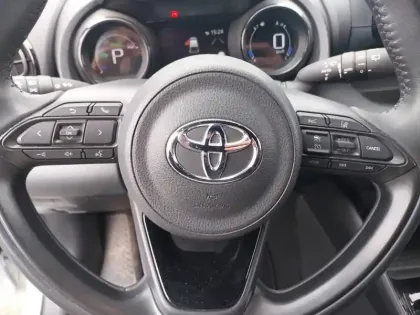 Photo 13 Toyota Yaris  Hybride 116h