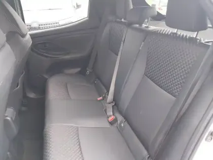 Photo 32 Toyota Yaris  Hybride 116h