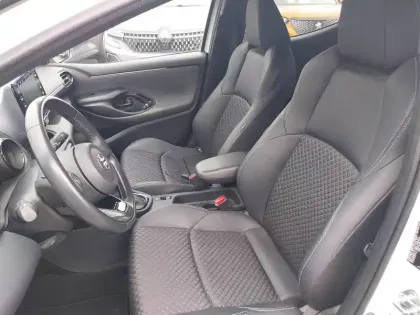 Photo 16 Toyota Yaris  Hybride 116h