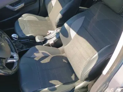 Photo 8 Peugeot 2008  BlueHDi 100ch S&S BVM6