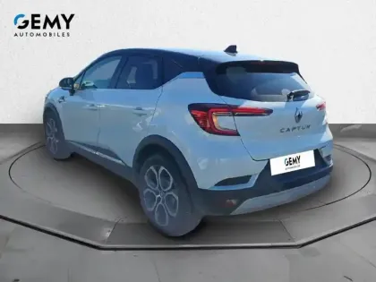 Photo 21 Renault Captur  mild hybrid 140