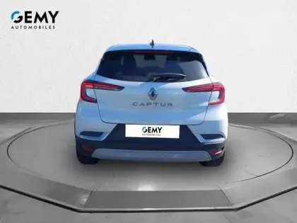 Photo 19 Renault Captur  mild hybrid 140