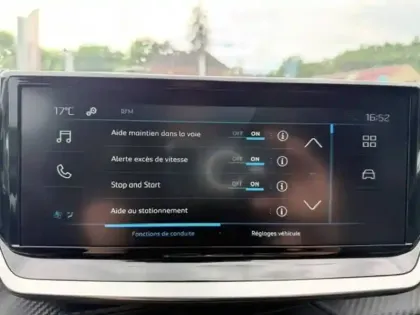 Photo 15 Peugeot 208  Hybrid 110 ch e-DCS6