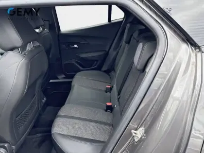 Photo 33 Peugeot 2008  PureTech 130 S&S EAT8