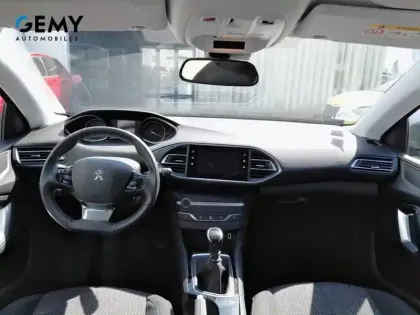 Photo 7 Peugeot 308  PureTech 110ch S&S BVM6