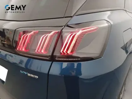 Photo 51 Peugeot 3008  Hybrid 225 e-EAT8