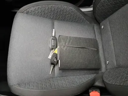 Photo 38 Renault Clio  TCe 90