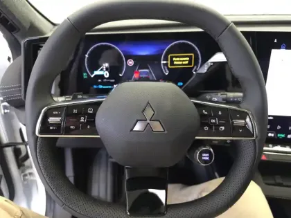 Photo 14 Mitsubishi Eclipse  Cross BEV 218 87 kWh 22KW