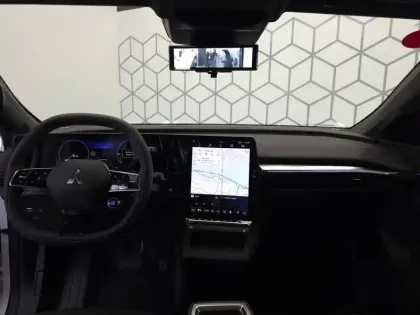 Photo 11 Mitsubishi Eclipse  Cross BEV 218 87 kWh 22KW