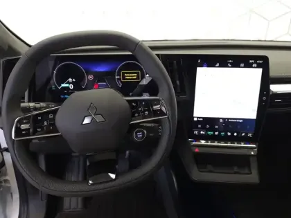 Photo 10 Mitsubishi Eclipse  Cross BEV 218 87 kWh 22KW