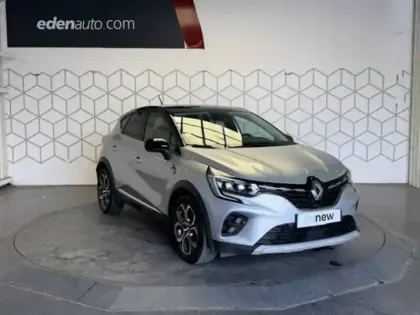Photo 6 Renault Captur  E-Tech Plug-in 160