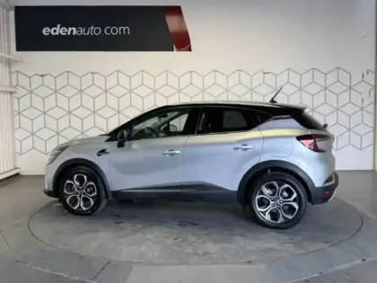 Photo 40 Renault Captur  E-Tech Plug-in 160