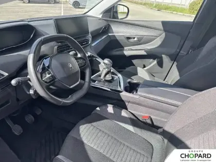 Photo 38 Peugeot 5008  PureTech 130ch S&S BVM6