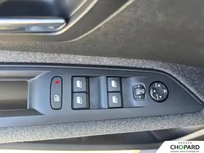 Photo 58 Peugeot 5008  PureTech 130ch S&S BVM6