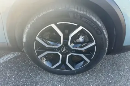 Photo 5 Citroën C4 e- 136 ch Automatique