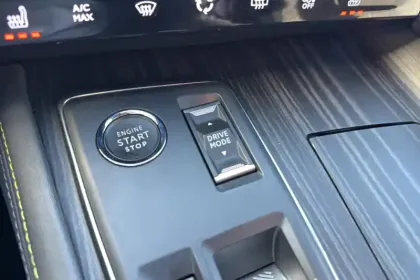 Photo 29 Peugeot 508  Hybrid4 360 e-EAT8 Peugeot Sport Engineered