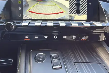 Photo 28 Peugeot 508  Hybrid4 360 e-EAT8 Peugeot Sport Engineered