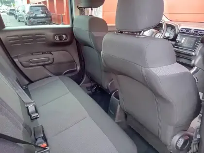 Photo 13 Citroën C3 Aircross  PureTech 110 S&S BVM6