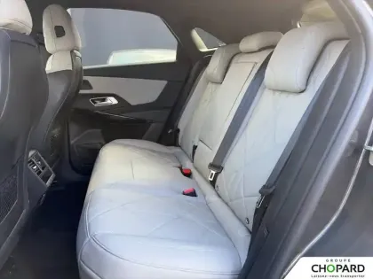 Photo 8 DS DS 7 DS7 Crossback Hybride E-Tense 225 EAT8