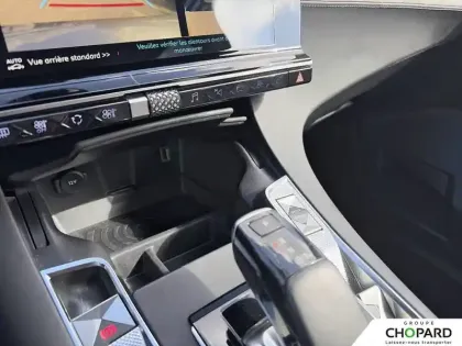 Photo 13 DS DS 7 DS7 Crossback Hybride E-Tense 225 EAT8