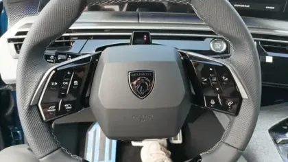 Photo 18 Peugeot 3008  Electrique 210 ch 73 kWh