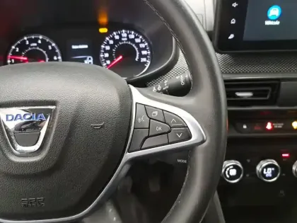 Photo 35 Dacia Jogger  TCe 110 7 places