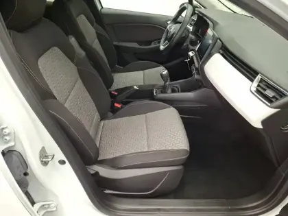 Photo 22 Renault Clio  Blue dCi 100