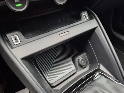 Photo 28 Citroën C4  PureTech 130 S&S BVM6