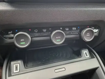 Photo 29 Citroën C4  PureTech 130 S&S BVM6