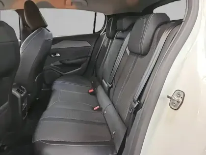 Photo 32 Peugeot 308  PHEV 180 e-EAT8