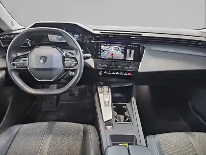 Photo 28 Peugeot 308  PHEV 180 e-EAT8