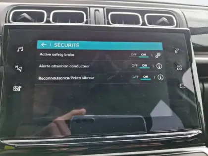 Photo 20 Citroën C3 Gén. III Ph2 Shine 5