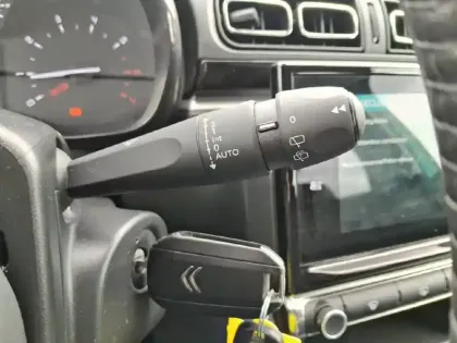 Photo 25 Citroën C3 Gén. III Ph2 Shine 5