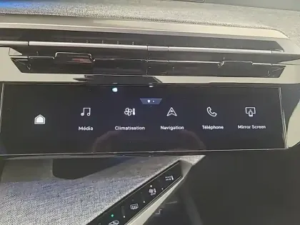 Photo 22 Peugeot 5008  Hybrid 136 e-DCS6