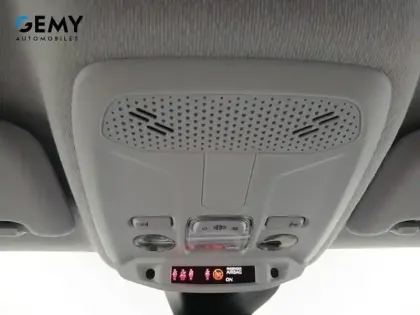 Photo 16 Peugeot 208  PureTech 100 S&S BVM6