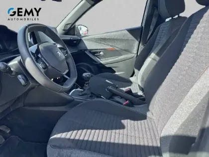 Photo 8 Peugeot 2008  PureTech 100 S&S BVM6